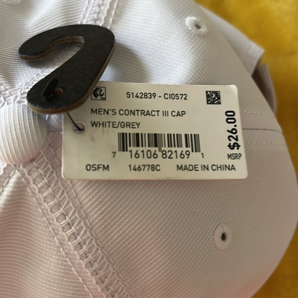 adidas Men’s Contract III Cap - Picture 7 of 7
